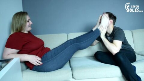 Big Foot Worship Housecall (Huge Feet, Bbw Feet, Feet In The Face, Large Soles, Meat Feet, Barefoot)